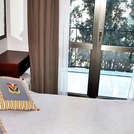 Park Apartmanhotel 3*