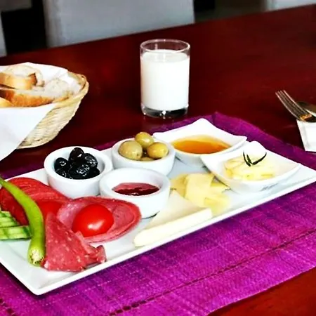 Apart Otel Park 3*