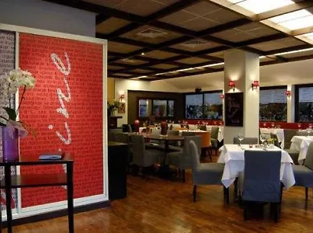 Park 公寓式酒店