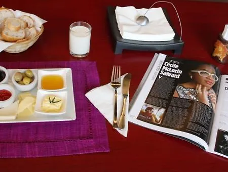 מלון דירות Park 3*