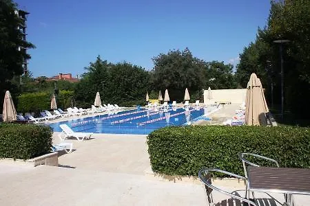 Park מלון דירות 3*